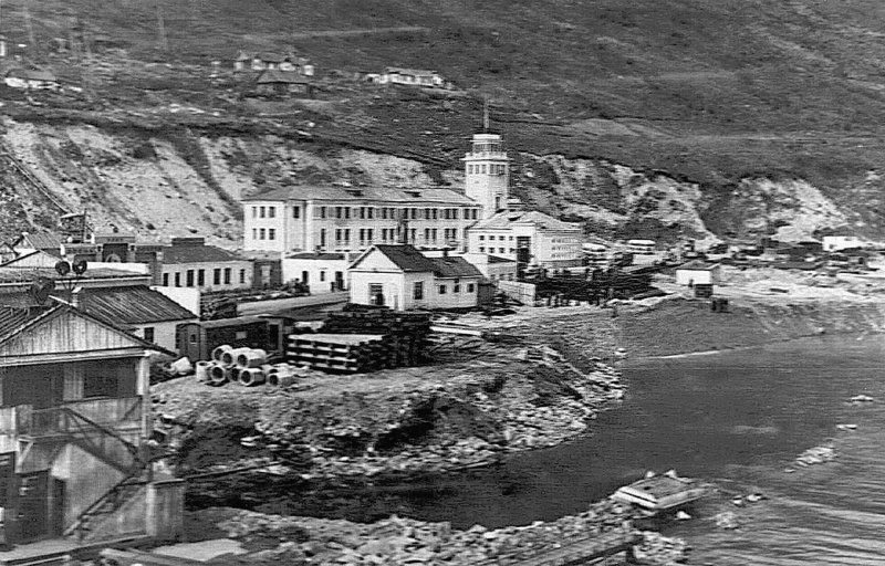 Vaizdas:Magadano-uostas-1950s.jpg