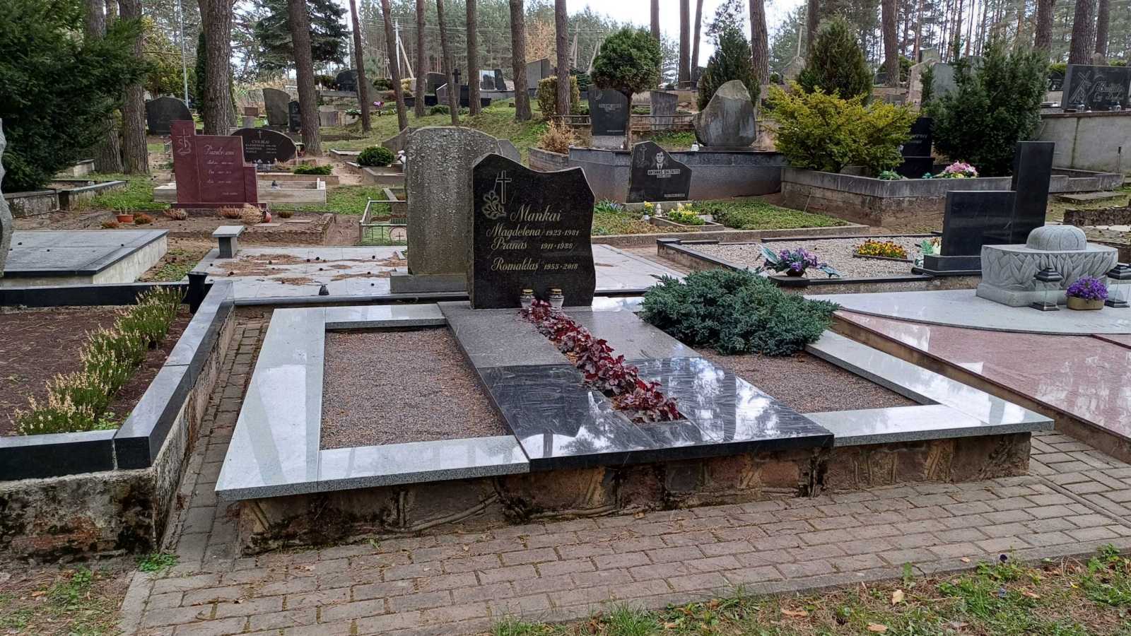 Mankų šeimos kapas Neveronių kapinėse, 2026 m. (fot. S. Žilionis)